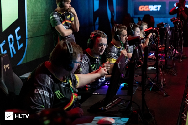 火箭阵容更 火箭阵容更