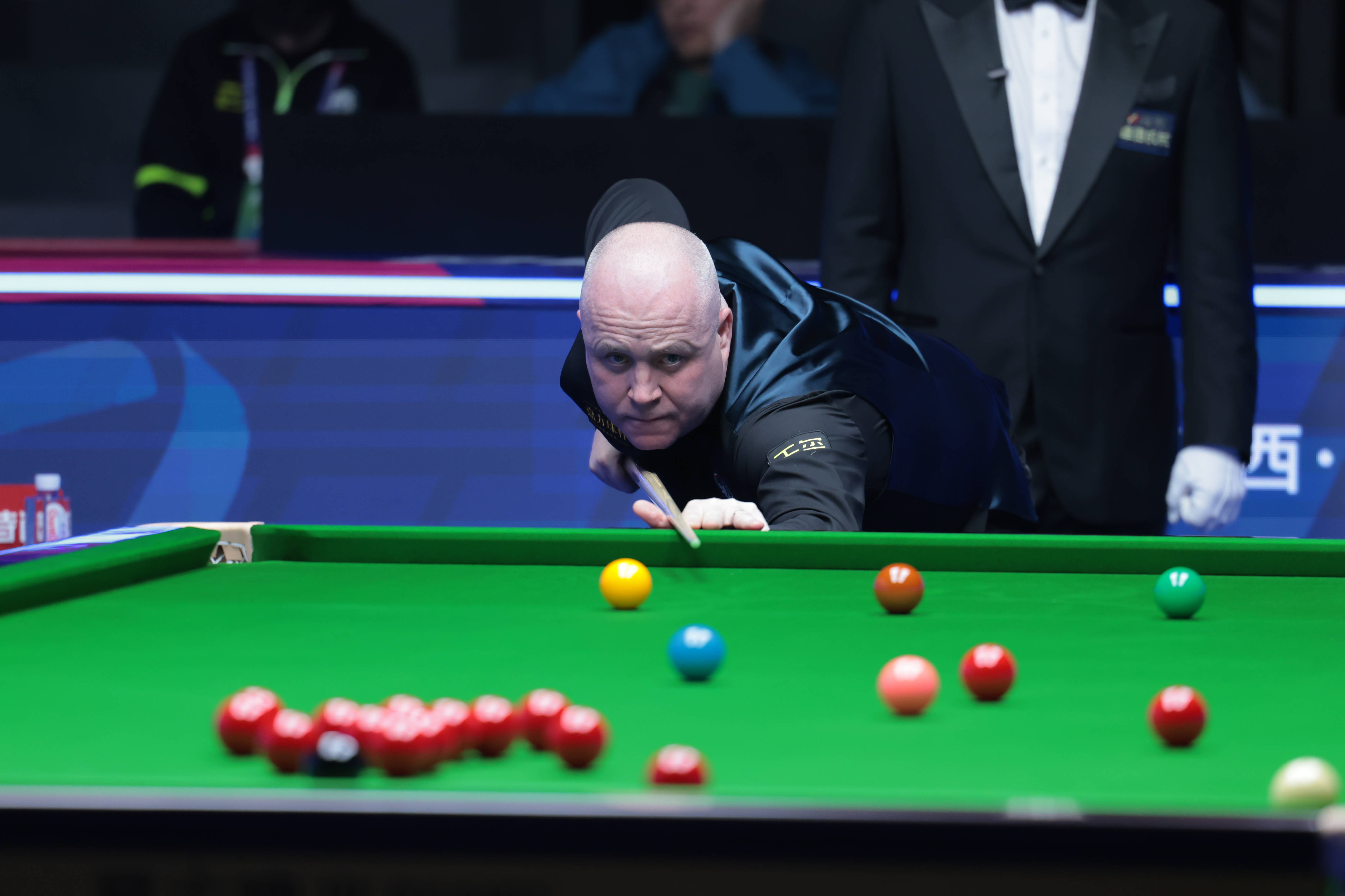 是对自身辉 是对自身辉